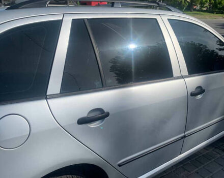 Сірий Шкода Фабія, об'ємом двигуна 1.4 л та пробігом 465 тис. км за 3200 $, фото 9 на Automoto.ua