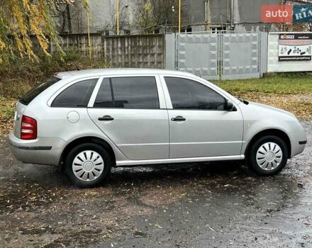 Шкода Фабия 2003 в Львове на Automoto.ua Серый Шкода Фабия, объемом двигателя 1.39 л и пробегом 167 тыс. км за 3150 $, фото 3 на Automoto.ua
