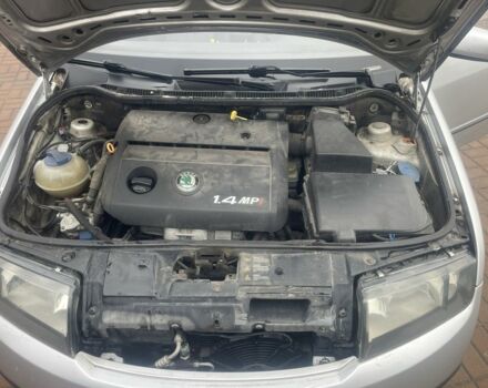 Сірий Шкода Фабія, об'ємом двигуна 1.4 л та пробігом 255 тис. км за 3200 $, фото 21 на Automoto.ua