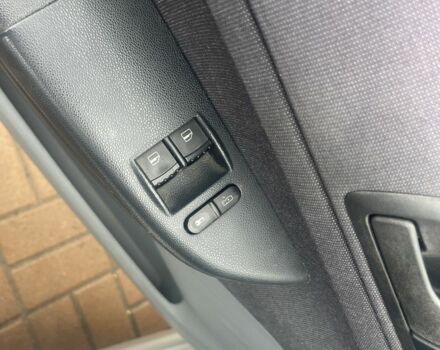 Сірий Шкода Фабія, об'ємом двигуна 1.4 л та пробігом 255 тис. км за 3200 $, фото 15 на Automoto.ua