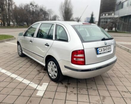 Серый Шкода Фабия, объемом двигателя 1.4 л и пробегом 252 тыс. км за 4200 $, фото 3 на Automoto.ua