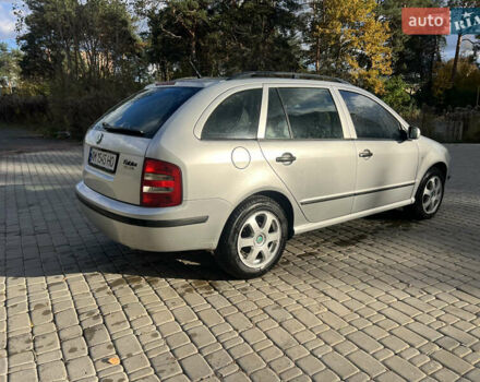 Шкода Фабия 2003 в Житомире на Automoto.ua Серый Шкода Фабия, объемом двигателя 1.2 л и пробегом 295 тыс. км за 2850 $, фото 8 на Automoto.ua