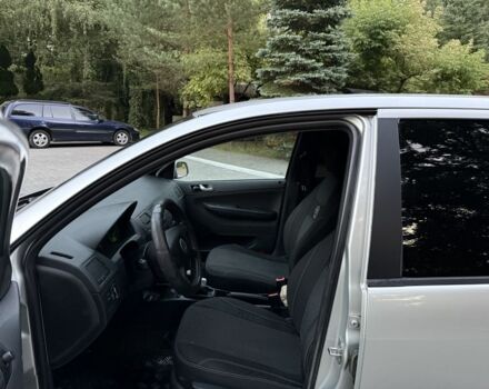 Серый Шкода Фабия, объемом двигателя 1.9 л и пробегом 400 тыс. км за 2999 $, фото 18 на Automoto.ua