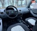 Серый Шкода Фабия, объемом двигателя 1.39 л и пробегом 239 тыс. км за 3500 $, фото 21 на Automoto.ua