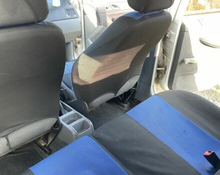 Серый Шкода Фабия, объемом двигателя 1.4 л и пробегом 291 тыс. км за 3050 $, фото 3 на Automoto.ua