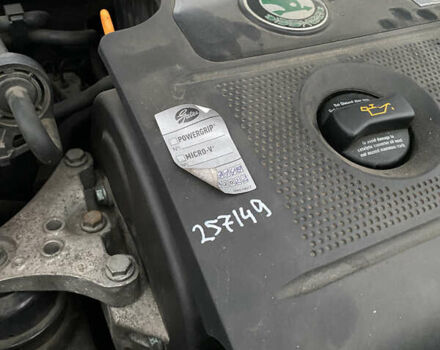 Серый Шкода Фабия, объемом двигателя 1.39 л и пробегом 276 тыс. км за 3999 $, фото 51 на Automoto.ua