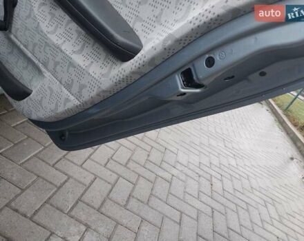 Сірий Шкода Фабія, об'ємом двигуна 1.39 л та пробігом 277 тис. км за 4400 $, фото 21 на Automoto.ua