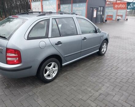 Сірий Шкода Фабія, об'ємом двигуна 1.39 л та пробігом 277 тис. км за 4400 $, фото 7 на Automoto.ua