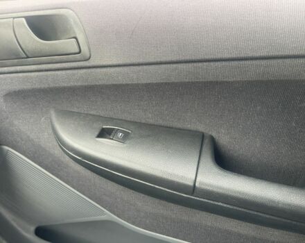 Сірий Шкода Фабія, об'ємом двигуна 1.4 л та пробігом 255 тис. км за 3200 $, фото 18 на Automoto.ua