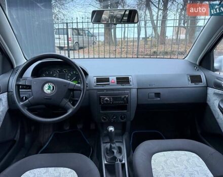 Серый Шкода Фабия, объемом двигателя 1.39 л и пробегом 239 тыс. км за 3500 $, фото 22 на Automoto.ua