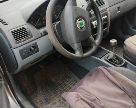 Шкода Фабия 2003 в Житомире на Automoto.ua Серый Шкода Фабия, объемом двигателя 1.4 л и пробегом 200 тыс. км за 2400 $, фото 4 на Automoto.ua