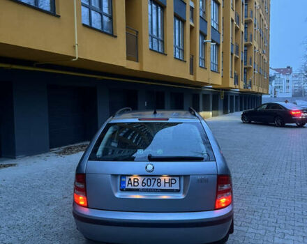 Серый Шкода Фабия, объемом двигателя 1.39 л и пробегом 211 тыс. км за 3799 $, фото 5 на Automoto.ua