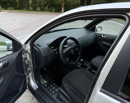 Серый Шкода Фабия, объемом двигателя 1.9 л и пробегом 400 тыс. км за 2999 $, фото 15 на Automoto.ua