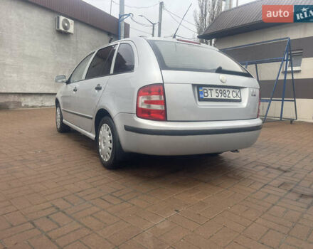 Сірий Шкода Фабія, об'ємом двигуна 1.4 л та пробігом 255 тис. км за 3200 $, фото 15 на Automoto.ua