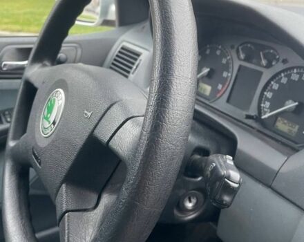 Серый Шкода Фабия, объемом двигателя 1.4 л и пробегом 252 тыс. км за 4200 $, фото 8 на Automoto.ua