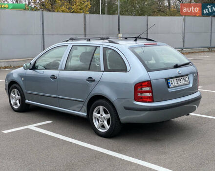 Серый Шкода Фабия, объемом двигателя 1.39 л и пробегом 276 тыс. км за 3999 $, фото 3 на Automoto.ua