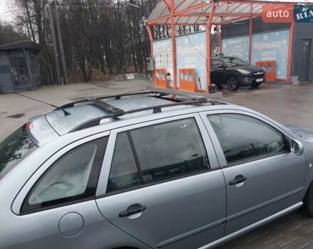 Сірий Шкода Фабія, об'ємом двигуна 1.39 л та пробігом 277 тис. км за 4400 $, фото 6 на Automoto.ua