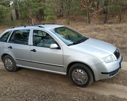 Сірий Шкода Фабія, об'ємом двигуна 1.4 л та пробігом 180 тис. км за 4500 $, фото 1 на Automoto.ua