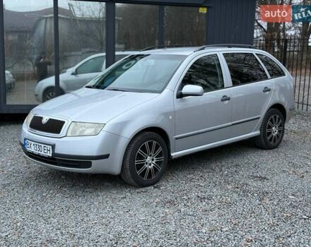 Серый Шкода Фабия, объемом двигателя 1.39 л и пробегом 239 тыс. км за 3500 $, фото 1 на Automoto.ua