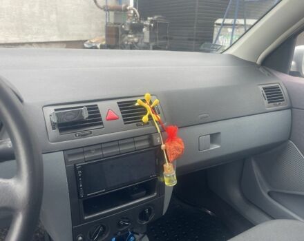 Сірий Шкода Фабія, об'ємом двигуна 1.4 л та пробігом 255 тис. км за 3200 $, фото 17 на Automoto.ua