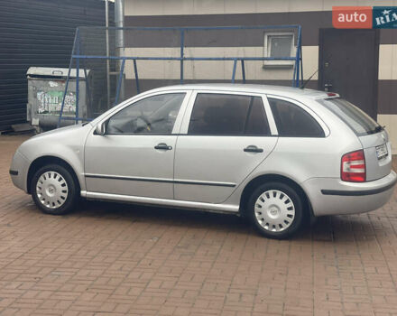 Сірий Шкода Фабія, об'ємом двигуна 1.4 л та пробігом 255 тис. км за 3200 $, фото 9 на Automoto.ua