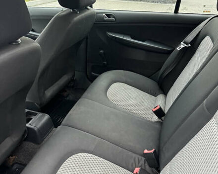 Серый Шкода Фабия, объемом двигателя 1.39 л и пробегом 210 тыс. км за 3650 $, фото 11 на Automoto.ua