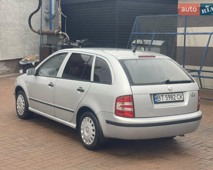 Сірий Шкода Фабія, об'ємом двигуна 1.4 л та пробігом 255 тис. км за 3200 $, фото 8 на Automoto.ua