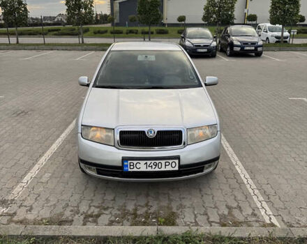 Серый Шкода Фабия, объемом двигателя 1.2 л и пробегом 260 тыс. км за 3400 $, фото 4 на Automoto.ua