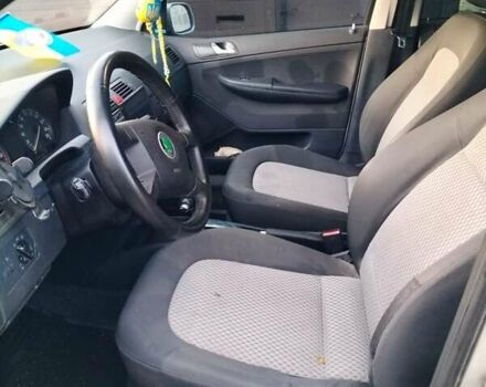 Шкода Фабия 2003 в Днепре (Днепропетровске) на Automoto.ua Серый Шкода Фабия, объемом двигателя 1.39 л и пробегом 210 тыс. км за 4600 $, фото 8 на Automoto.ua