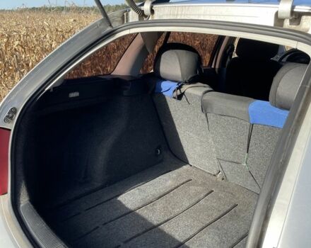 Серый Шкода Фабия, объемом двигателя 1.4 л и пробегом 291 тыс. км за 3050 $, фото 4 на Automoto.ua