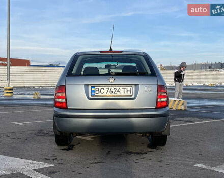 Серый Шкода Фабия, объемом двигателя 1.39 л и пробегом 250 тыс. км за 2990 $, фото 7 на Automoto.ua