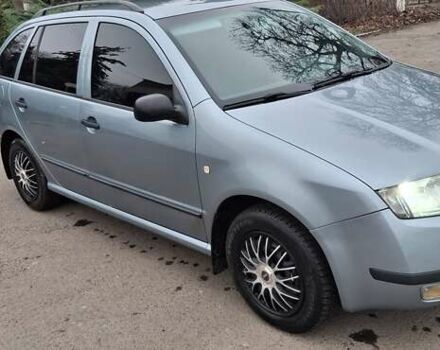 Сірий Шкода Фабія, об'ємом двигуна 1.2 л та пробігом 231 тис. км за 4100 $, фото 3 на Automoto.ua
