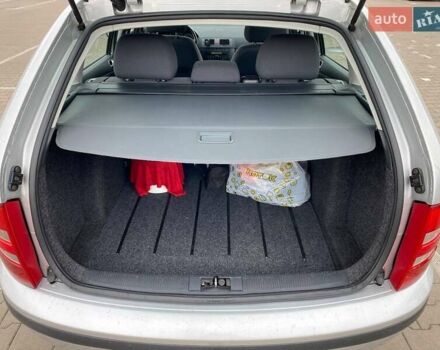 Сірий Шкода Фабія, об'ємом двигуна 1.39 л та пробігом 195 тис. км за 4400 $, фото 15 на Automoto.ua