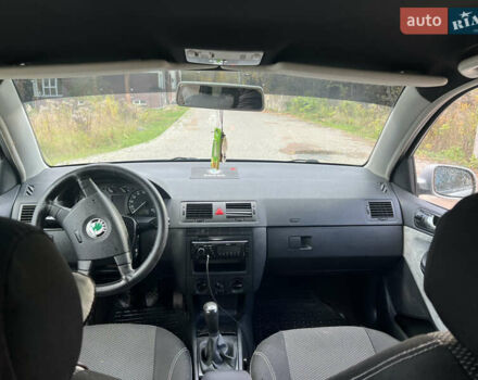 Шкода Фабия 2003 в Житомире на Automoto.ua Серый Шкода Фабия, объемом двигателя 1.2 л и пробегом 295 тыс. км за 2850 $, фото 28 на Automoto.ua