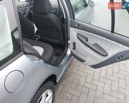 Сірий Шкода Фабія, об'ємом двигуна 1.39 л та пробігом 277 тис. км за 4400 $, фото 20 на Automoto.ua