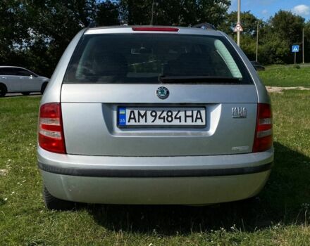 Серый Шкода Фабия, объемом двигателя 1.4 л и пробегом 201 тыс. км за 5100 $, фото 3 на Automoto.ua