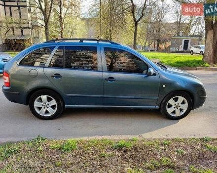 Сірий Шкода Фабія, об'ємом двигуна 1.39 л та пробігом 204 тис. км за 3500 $, фото 3 на Automoto.ua