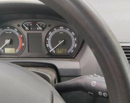 Серый Шкода Фабия, объемом двигателя 1.4 л и пробегом 250 тыс. км за 4100 $, фото 12 на Automoto.ua