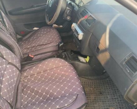 Серый Шкода Фабия, объемом двигателя 1.9 л и пробегом 350 тыс. км за 2900 $, фото 4 на Automoto.ua