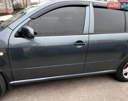 Сірий Шкода Фабія, об'ємом двигуна 1.39 л та пробігом 175 тис. км за 4200 $, фото 2 на Automoto.ua