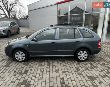 Серый Шкода Фабия, объемом двигателя 1.4 л и пробегом 322 тыс. км за 3700 $, фото 4 на Automoto.ua