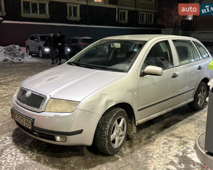 Сірий Шкода Фабія, об'ємом двигуна 1.2 л та пробігом 290 тис. км за 2600 $, фото 1 на Automoto.ua