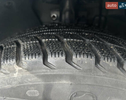 Серый Шкода Фабия, объемом двигателя 1.4 л и пробегом 322 тыс. км за 3700 $, фото 15 на Automoto.ua