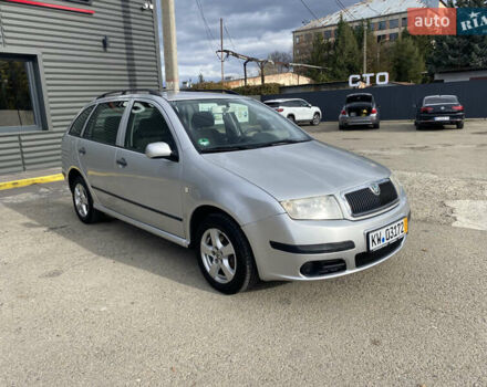 Шкода Фабия 2004 в Ивано-Франковске на Automoto.ua Серый Шкода Фабия, объемом двигателя 1.4 л и пробегом 149 тыс. км за 3900 $, фото 1 на Automoto.ua