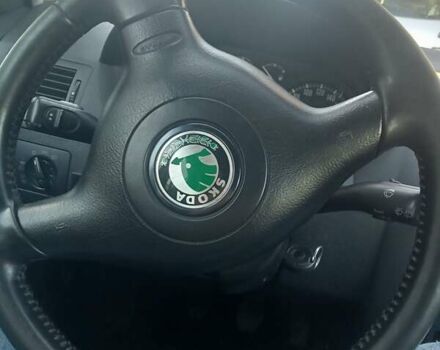 Серый Шкода Фабия, объемом двигателя 1.39 л и пробегом 257 тыс. км за 4200 $, фото 6 на Automoto.ua