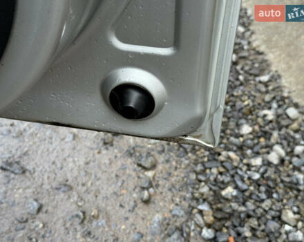 Серый Шкода Фабия, объемом двигателя 1.39 л и пробегом 208 тыс. км за 3999 $, фото 27 на Automoto.ua