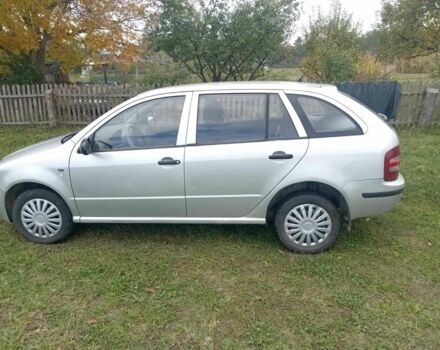 Сірий Шкода Фабія, об'ємом двигуна 1.4 л та пробігом 364 тис. км за 2650 $, фото 2 на Automoto.ua