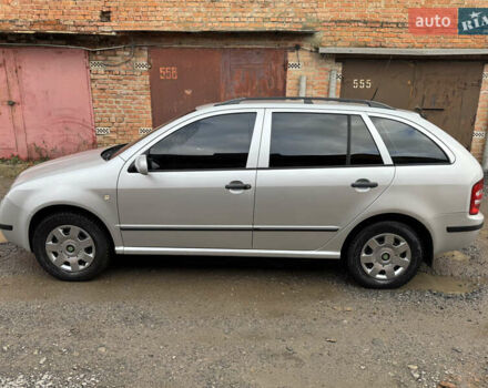 Серый Шкода Фабия, объемом двигателя 1.39 л и пробегом 208 тыс. км за 3999 $, фото 6 на Automoto.ua
