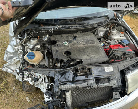Сірий Шкода Фабія, об'ємом двигуна 1.4 л та пробігом 291 тис. км за 900 $, фото 21 на Automoto.ua