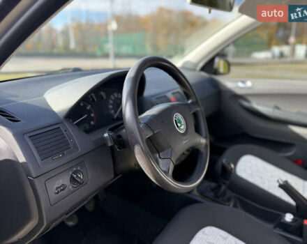 Шкода Фабия 2004 в Харькове на Automoto.ua Серый Шкода Фабия, объемом двигателя 1.39 л и пробегом 180 тыс. км за 4250 $, фото 10 на Automoto.ua